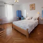 Dalmatian House 3* Split