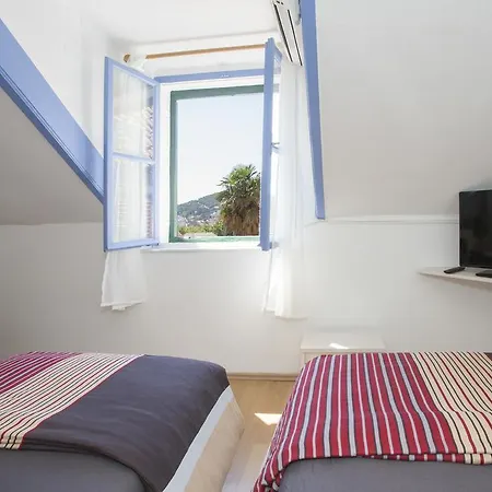 Гостьовий будинок Dalmatian House 3*