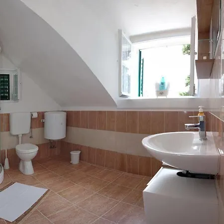 Гостьовий будинок Dalmatian House 3*