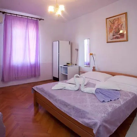 Pensión Dalmatian House