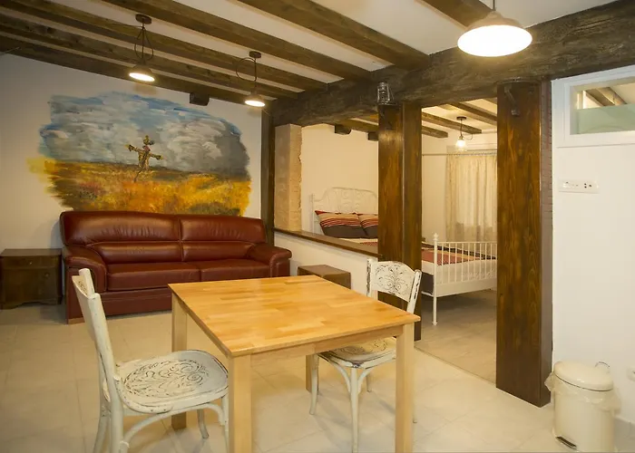 Guest house Dalmatian House 3*